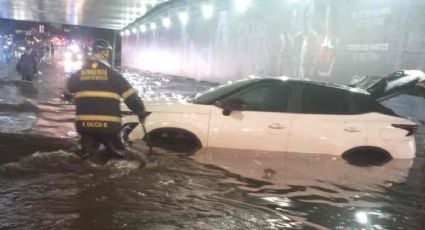 Inundaciones en Tlalpan: camioneta atrapada y daños en vialidades tras intensas lluvias