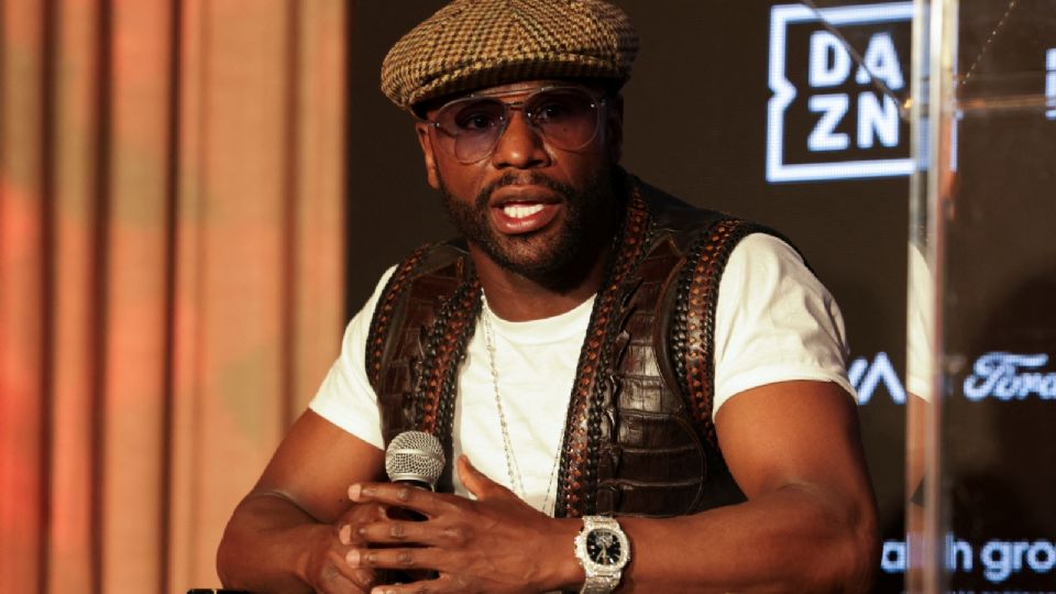 Mayweather, durante la presentación de su pelea en la CDMX.