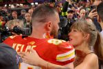Patrick Mahomes revela que Taylor Swift ha diseñado jugadas para los Chiefs: “Quizá tengamos que incluir alguna”