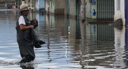 Chalco cumple un mes bajo aguas negras y las lluvias intensas complican el desazolve