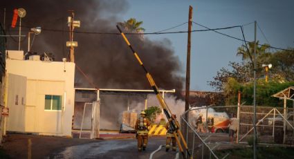 Incendio y explosiones de pipas en planta de gas LP en Culiacán obligan a evacuar a familias de los alrededores