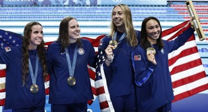 Estados Unidos rompe par de récords mundiales en natación: En el 4x100 estilos femenil y en los 1,500 metros varonil