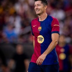 Barcelona cae en penaltis ante el Milan, pese a doblete de Lewandowski