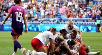 Estados Unidos vence con drama a Alemania en tiempo extra y avanza a la final del futbol femenil en París 2024