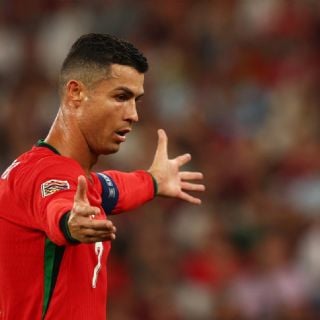 Cristiano Ronaldo celebra sus mil millones de seguidores en redes sociales