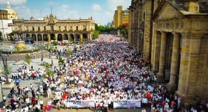 Más de 10 mil personas salen a las calles de Guadalajara para exigir respeto al triunfo de Pablo Lemus