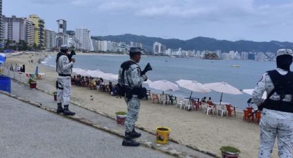 "John" se intensifica a huracán categoría 2 en su trayectoria hacia Guerrero y Oaxaca