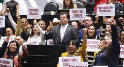 Pedro Haces monta mitin en el pleno de Diputados para aplaudir el dictamen de salarios mínimos; oposición lo tilda de "apología partidista"