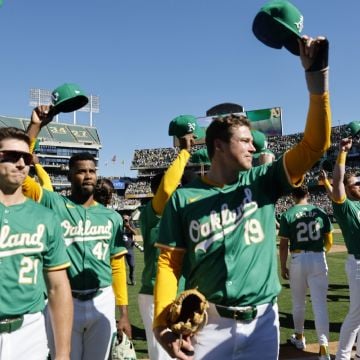 Athletics, equipo legendario de la MLB, cierra con triunfo su historia en Oakland tras 56 años