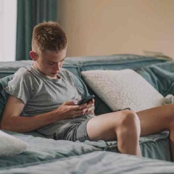 El uso problemático de redes sociales entre adolescentes se disparó en los últimos años: OMS