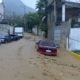 Huracán "John" causa inundaciones, cortes de luz, bloqueos viales y deslaves en Acapulco