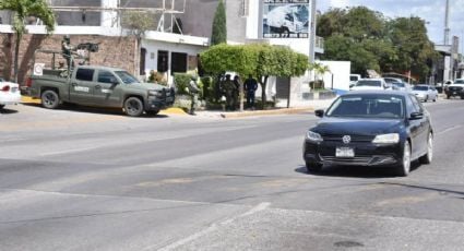 Guardia Nacional y grupo armado se enfrentan en el primer cuadro de Culiacán; no hay lesionados