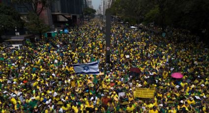 “Quieren censurar la verdad”: Bolsonaro encabeza protesta multitudinaria por bloqueo de X en Brasil