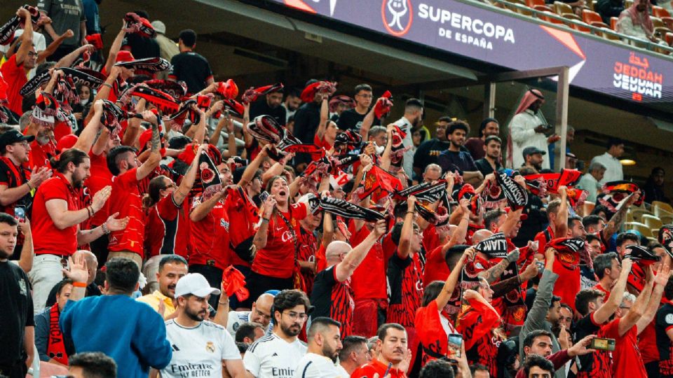 La afición del Mallorca, durante el partido ante Real Madrid.