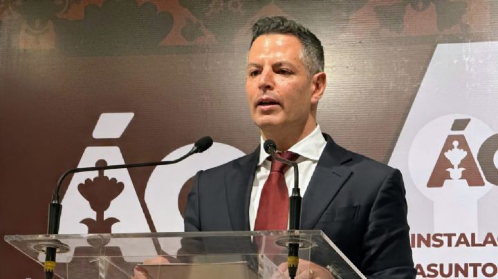 Salomón Jara despide por decreto a mil 344 trabajadores; acusa que el expriista Alejandro Murat “infló” la nómina estatal