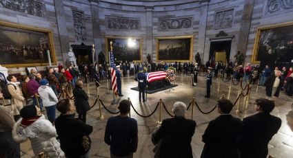 Centenares de ciudadanos rinden homenaje a Jimmy Carter en el Capitolio antes de su funeral de Estado