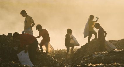 Egipto planea llevar bibliotecas móviles y teatro a niños en Gaza "en cuanto sea posible"