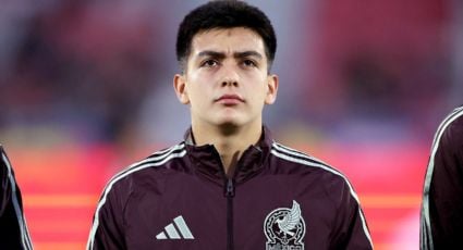 Santi Giménez revela que le sorprendió descubrir a Gil Mora leyendo un libro mientras otros seleccionados chateaban o veían TikTok: “Este es diferente”