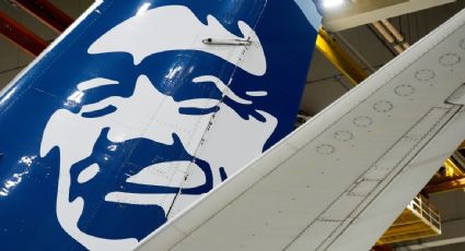 Alaska Airlines mantiene sus aviones en tierra por una falla tecnológica