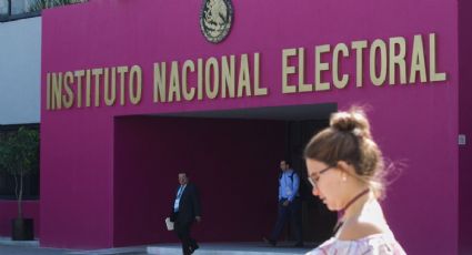 Va 4T por recorte de 20% a dinero de partidos políticos y eliminación de 132 plurinominales