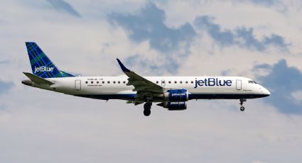 Reportan personas lesionadas en aterrizaje forzoso de avión que salió de Cancún y se desvió a Florida