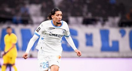Bilal Nadir, futbolista del Marsella, se desvanece 10 minutos después de entrar al campo, pero es estabilizado en el hospital: “Estoy fuera de peligro”