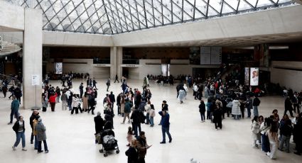 Anuncian medidas de seguridad para el Louvre: instalarán decenas de cámaras y colocarán un puesto de Policía tras el robo