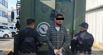 EU deporta a México a un expolicía involucrado en la desaparición de los 43 de Ayotzinapa