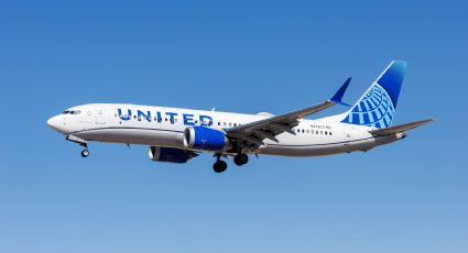 Aterriza de emergencia un avión con 180 pasajeros en Los Ángeles por fallas en el motor