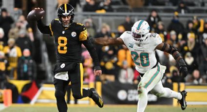 Aaron Rodgers lanza dos pases de anotación en la victoria de Steelers sobre Dolphins y se afianzan en puestos de playoffs