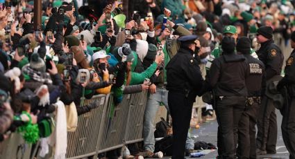¡Festejo manchado! Dos personas resultan heridas por tiroteo cerca del desfile de los Eagles en Filadelfia