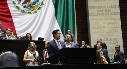 Con el apoyo del PT, activista sorprende a Gutiérrez Luna en Diputados para denunciar que fue víctima de secuestro y tortura