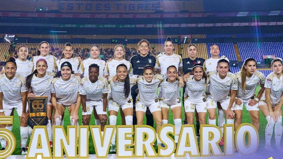 Las jugadoras de Tigres Femenil durante un partido de la Liga MX.