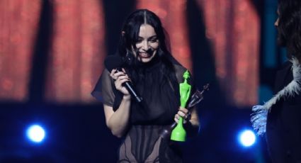 Charli XCX arrasa en los Brit Awards 2025 con cinco premios, incluido mejor álbum y mejor canción del año