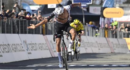 Multan al ciclista mexicano Isaac del Toro por "dañar la imagen del deporte" tras descubrir su pecho al ganar la carrera Milán-Turín
