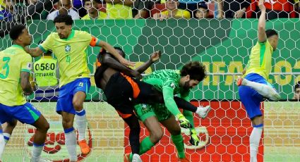 ¡Choque escalofriante! Alisson Becker, portero de Brasil, y Davinson Sánchez, defensa de Colombia, sufren impacto y abandonan el partido