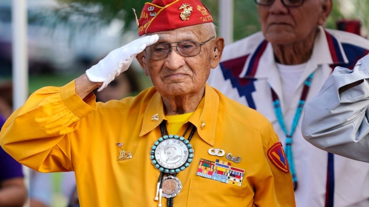 Personal del Pentágono describe el caos causado por la purga de contenido histórico en línea sobre diversidad y heroísmo militar