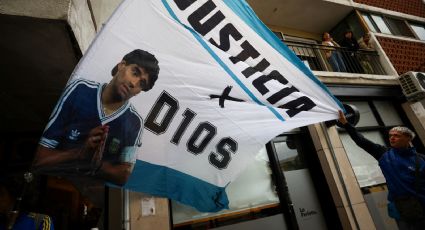 La autopsia de Maradona reveló una larga agonía antes de su muerte, asegura perito: “Su corazón pesaba más del doble del tamaño normal”