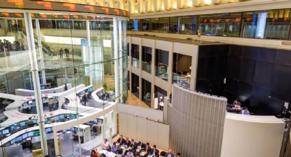 Se desploma 4% la bolsa de Tokio en su apertura; sigue los pasos de Wall Street y espera la aplicación de aranceles