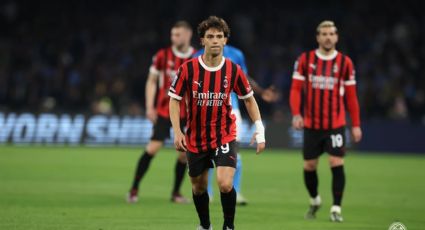 “Pasa el balón, no somos Messi”, el reclamo a Joao Félix que exhibe el tenso ambiente en el Milan del mexicano Santiago Giménez