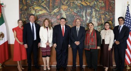 Juan Ramón de la Fuente recibe al gobernador de Illinois en medio de tensión por aranceles de Trump