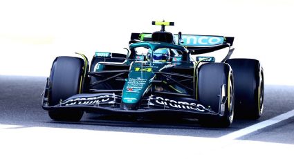 ¡Peligroso momento! A Fernando Alonso, piloto de Aston Martin, se le zafa el volante en la segunda práctica del GP de Bahréin