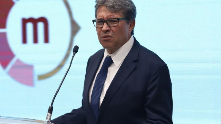 “Vamos a debilitarnos como fuerza política si ignoramos el llamado de Sheinbaum a no realizar actos anticipados de campaña”, advierte Monreal