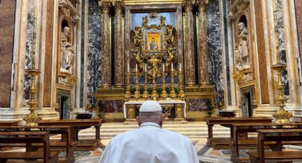 El papa Francisco visita la basílica de Santa María la Mayor en vísperas de Semana Santa