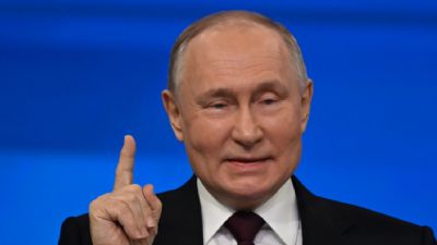 "Personas como él son excepciones en la humanidad": Putin elogia a Musk y lo compara con el padre de la cosmonáutica rusa