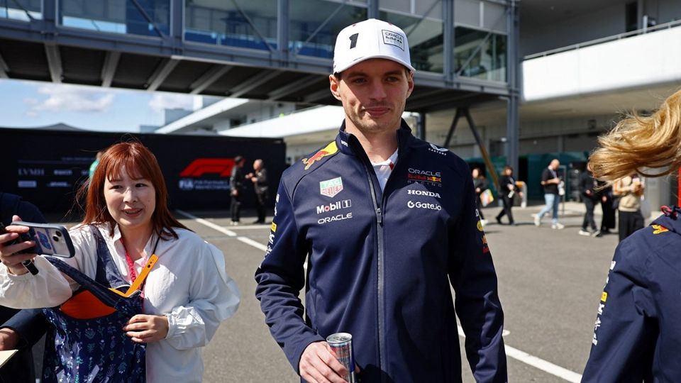 Max Verstappen, piloto de Red Bull, recorre el circuito de Suzuka previo al Gran Premio de Japón.