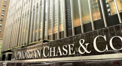 CEO de JPMorgan pide acelerar negociaciones sobre aranceles; prevé recesión e impagos