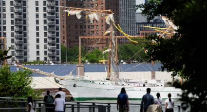 Arriban 172 cadetes del Buque Escuela Cuauhtémoc al puerto de Veracruz; dos permanecen internados en Nueva York