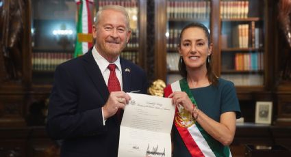 Embajador de EU se reúne con Sheinbaum en Palacio Nacional tras la caída de "El Mencho"