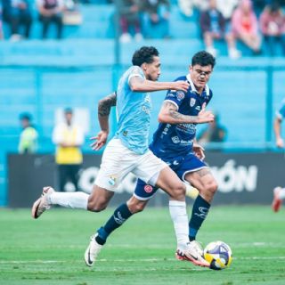 ¡Tremendo susto! Un sismo con magnitud de 6.1 suspende por unos minutos un partido en Perú